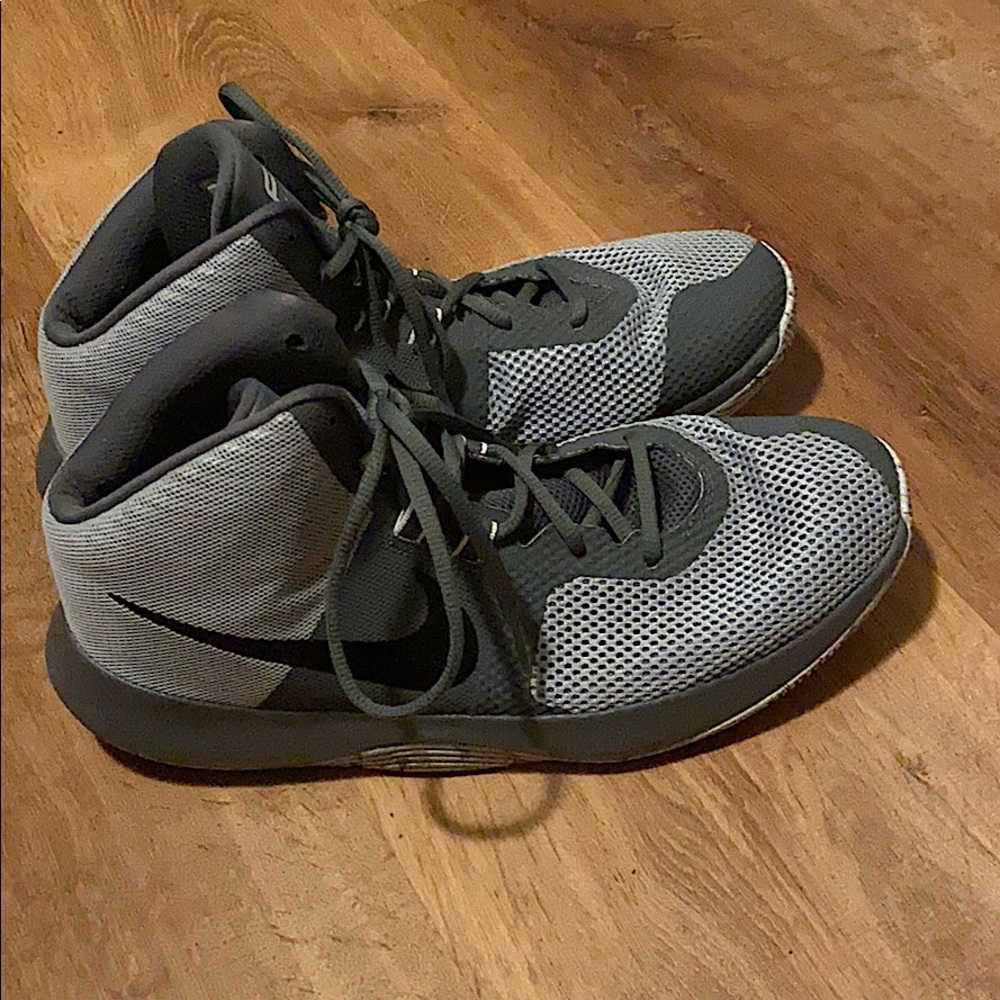 Nike Air Precision. Two color, gray and dark gray